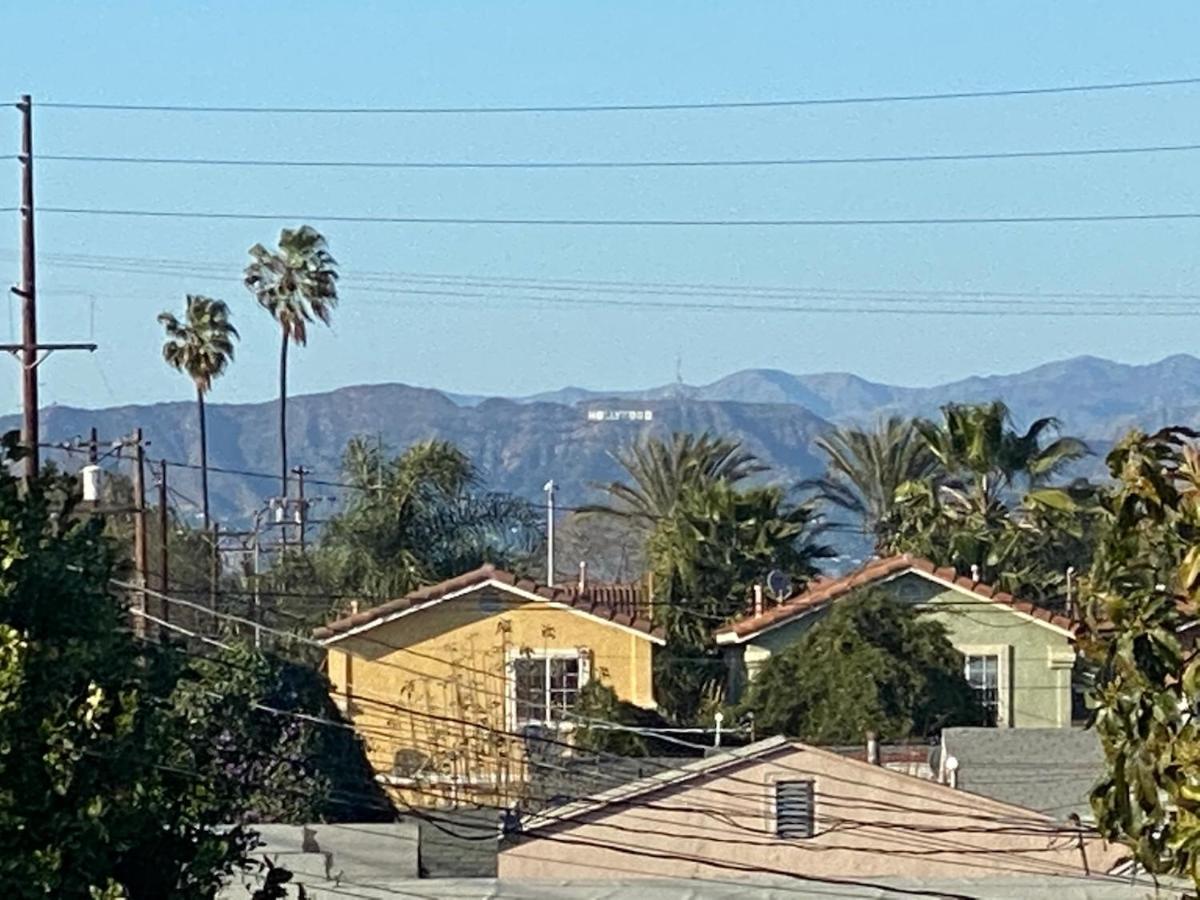 Private Room In Los Angeles With Wifi, Tv, And View Of Hollywood Sign & Shared Kitchen Dış mekan fotoğraf